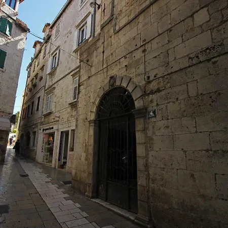 Apartamento In Palace Two Bedroom's