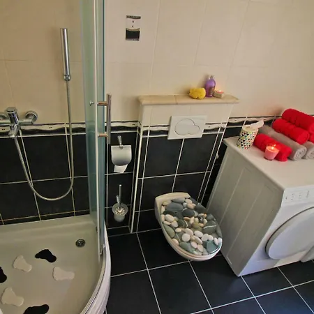 Apartamento In Palace Two Bedroom's Split